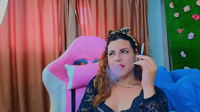 AmmyFlirty online show from August 6, 4:18 am
