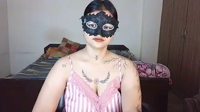 Punjabi baddie  online show from May 25, 12:43 am