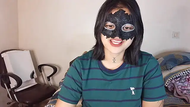 Punjabi baddie  online show from May 7, 4:10 pm