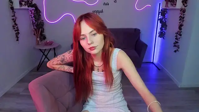 MiaSensitive online show from May 10, 1:04 pm