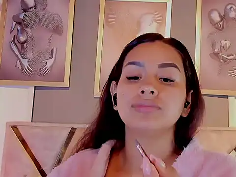 Mrs Daniels online show from May 29, 2:06 am
