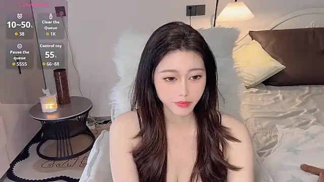 Snapshot of Siren_M chatting on May 31, 2:28 am Siren M online show from May 31, 2:28 am