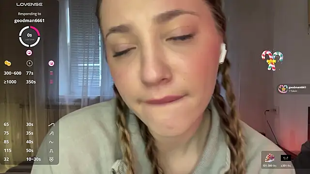 1Kellynaive online show from March 26, 3:10 pm