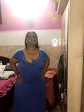 MoonlightMira online show from July 19, 5:53 pm