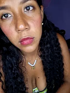 emily fox01 online show from April 1, 2:57 am