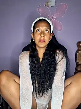 emily fox01 online show from March 24, 4:23 am