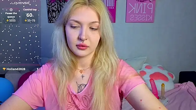 BlondieSummer online show from June 12, 6:16 pm