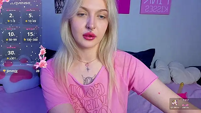 BlondieSummer online show from July 28, 6:53 pm