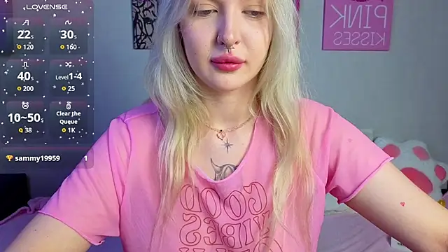BlondieSummer online show from July 9, 6:18 pm