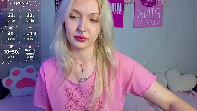 BlondieSummer online show from July 18, 7:22 pm