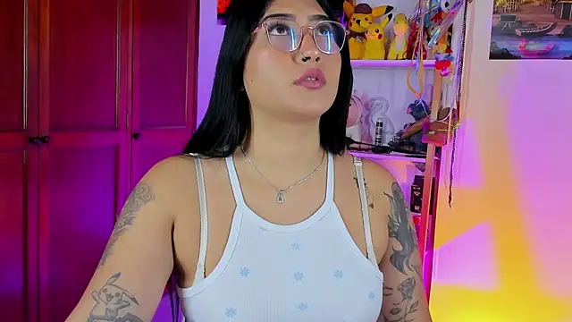 ami santos online show from May 21, 8:28 pm