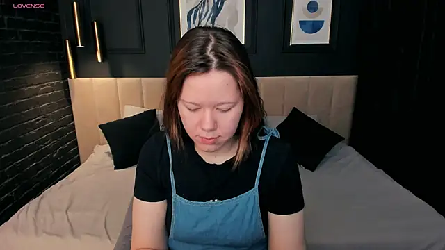 Vanessa ama online show from May 14, 5:48 am