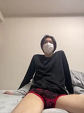 Snapshot of youta200 chatting on July 8, 6:08 pm youta200 online show from July 8, 6:08 pm