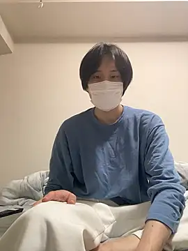 Snapshot of youta200 chatting on June 15, 1:55 pm youta200 online show from June 15, 1:55 pm