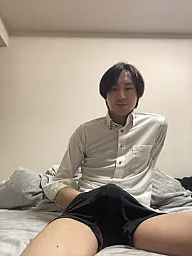youta200 online show from April 15, 10:32 am