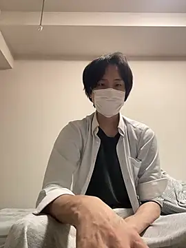 Snapshot of youta200 chatting on June 25, 5:51 pm youta200 online show from June 25, 5:51 pm