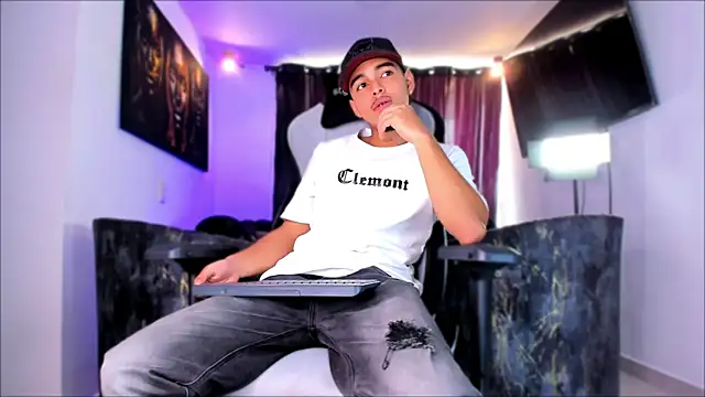 victor ospina online show from March 19, 3:23 pm