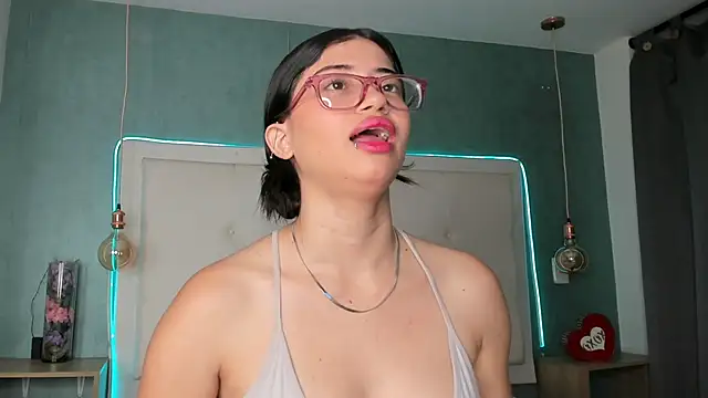 mia gomez7 online show from June 13, 1:53 pm
