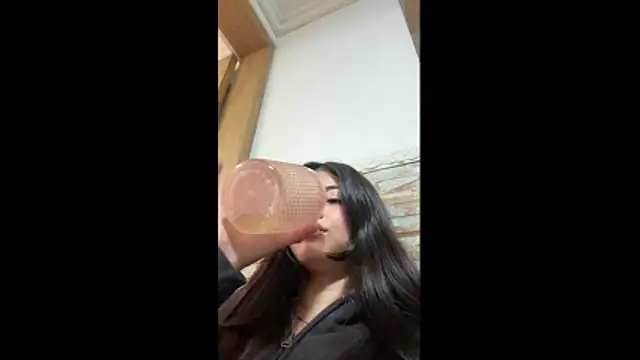 mia gomez7 online show from April 15, 9:04 pm