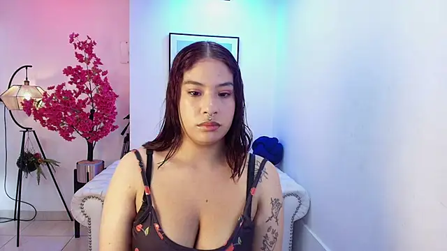 Natalia cartier online show from June 17, 3:39 am