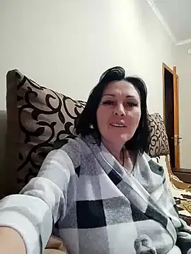 HelgaDennis online show from March 25, 10:52 pm