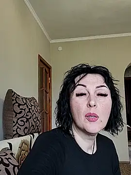 HelgaDennis online show from April 16, 9:54 am