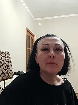 HelgaDennis online show from May 1, 9:53 pm