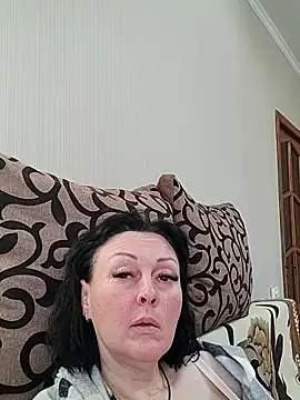 HelgaDennis online show from May 14, 4:37 pm