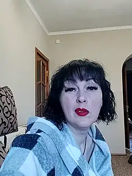 HelgaDennis online show from April 25, 3:42 am