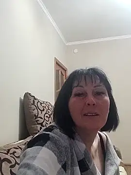 HelgaDennis online show from April 7, 7:26 pm