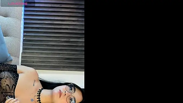  emily gilll  online show from March 27, 8:10 pm