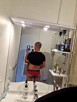 Justfunfree online show from April 10, 1:51 pm