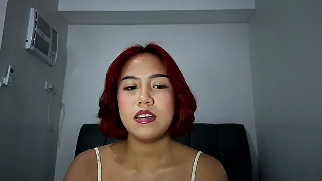 misscutee online show from April 29, 1:37 pm
