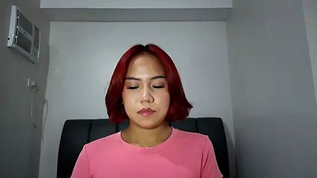Snapshot of misscutee chatting on May 11, 2:45 pm misscutee online show from May 11, 2:45 pm