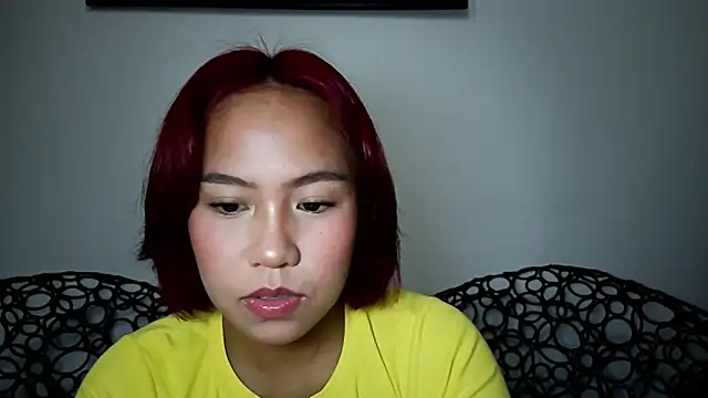 misscutee online show from April 8, 12:17 pm