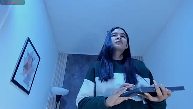 alina sauvage online show from April 14, 11:26 am