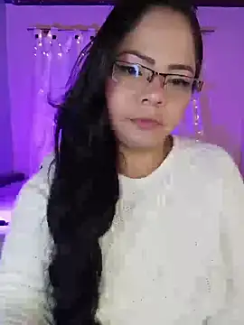 Snapshot of ROUSSE_SINCLAIR chatting on May 2, 11:43 pm ROUSSE SINCLAIR online show from May 2, 11:43 pm
