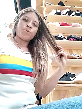 alanna6950 online show from March 26, 4:49 pm