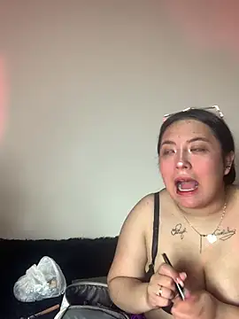 -Zoe Jack- online show from April 7, 1:24 pm