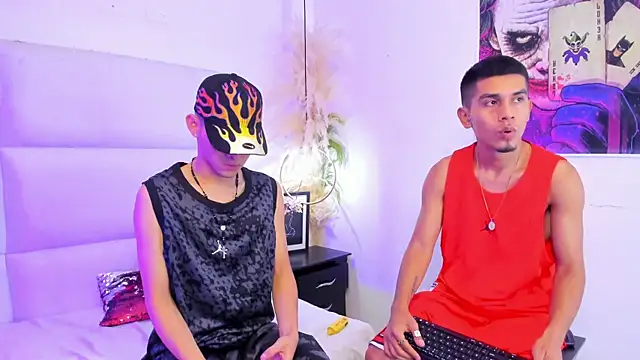your d0ll1 online show from April 22, 12:23 pm