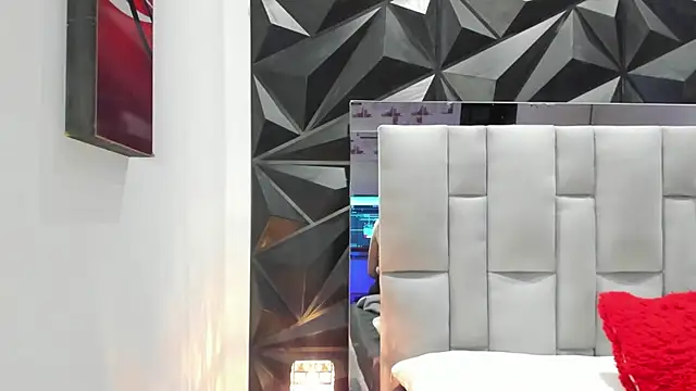 Snapshot of RabbitFox_ chatting on March 28, 12:17 pm RabbitFox online show from March 28, 12:17 pm