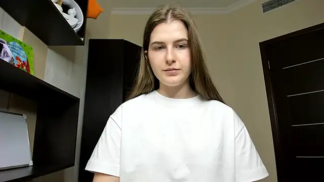 OhMyAlice online show from April 18, 3:47 pm