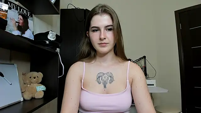 OhMyAlice online show from June 2, 7:03 pm