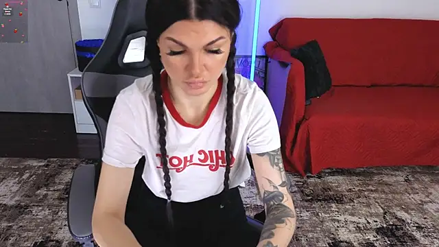 AnacondaOnn online show from May 31, 7:36 am