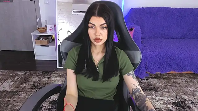 AnacondaOnn online show from April 20, 11:57 am