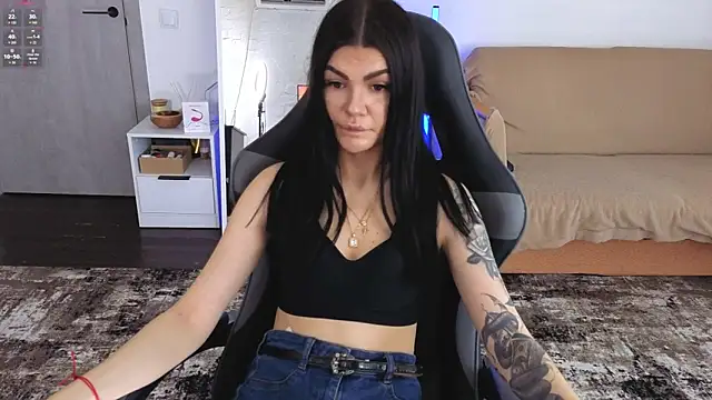 AnacondaOnn online show from March 26, 9:40 am