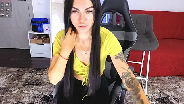 AnacondaOnn online show from June 13, 8:01 am