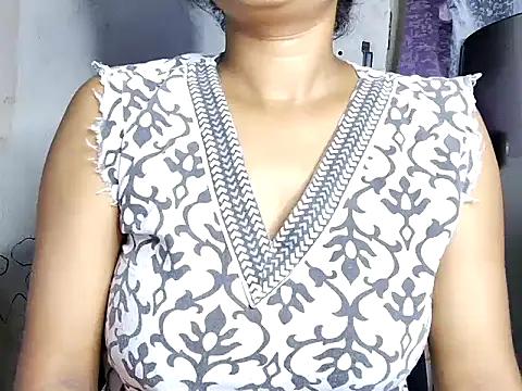 Snapshot of stupamax chatting on May 21, 11:13 pm stupamax online show from May 21, 11:13 pm
