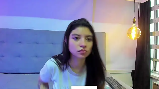LindaCatalina  online show from April 7, 12:29 pm