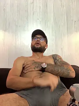 KyleJoss30 online show from March 25, 9:19 am